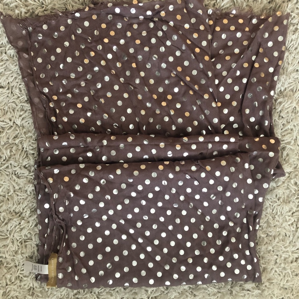 Glitzy scarf